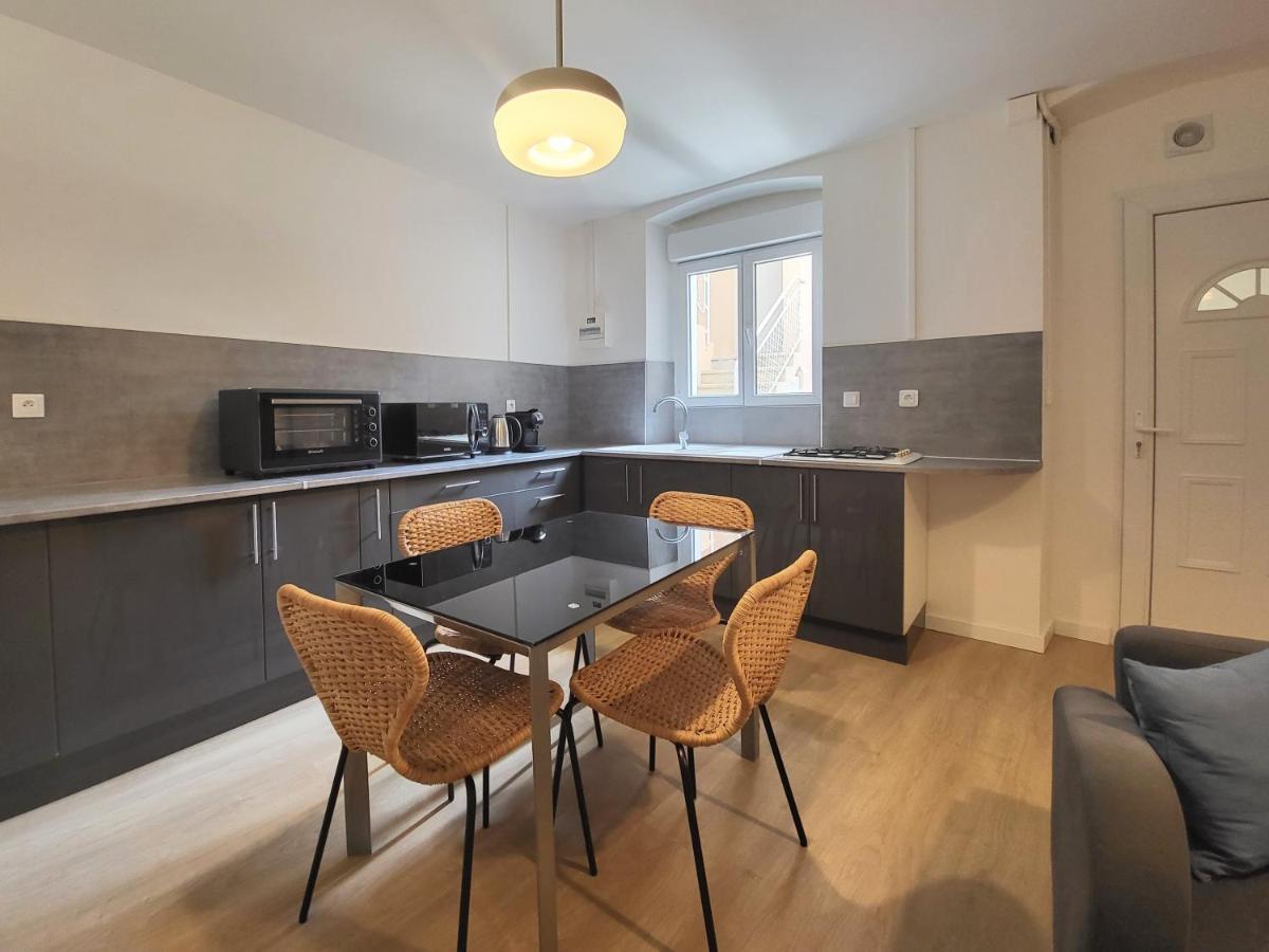 Appartement 1 Chambre, Cuisine, Coin Salon, Salle De Bain سان-كلود المظهر الخارجي الصورة