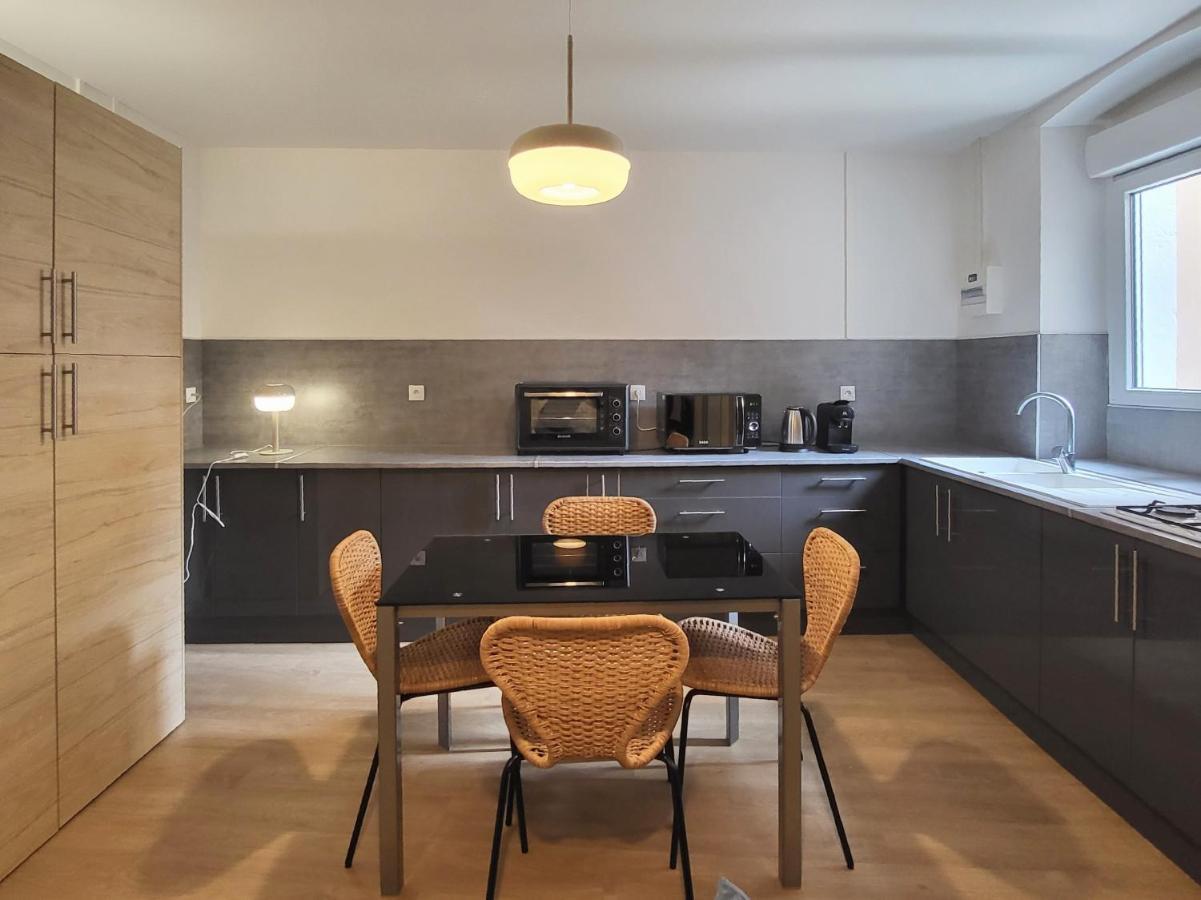 Appartement 1 Chambre, Cuisine, Coin Salon, Salle De Bain سان-كلود المظهر الخارجي الصورة